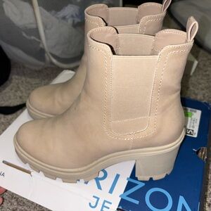 Arizona Moss Chelsea Lug Boot